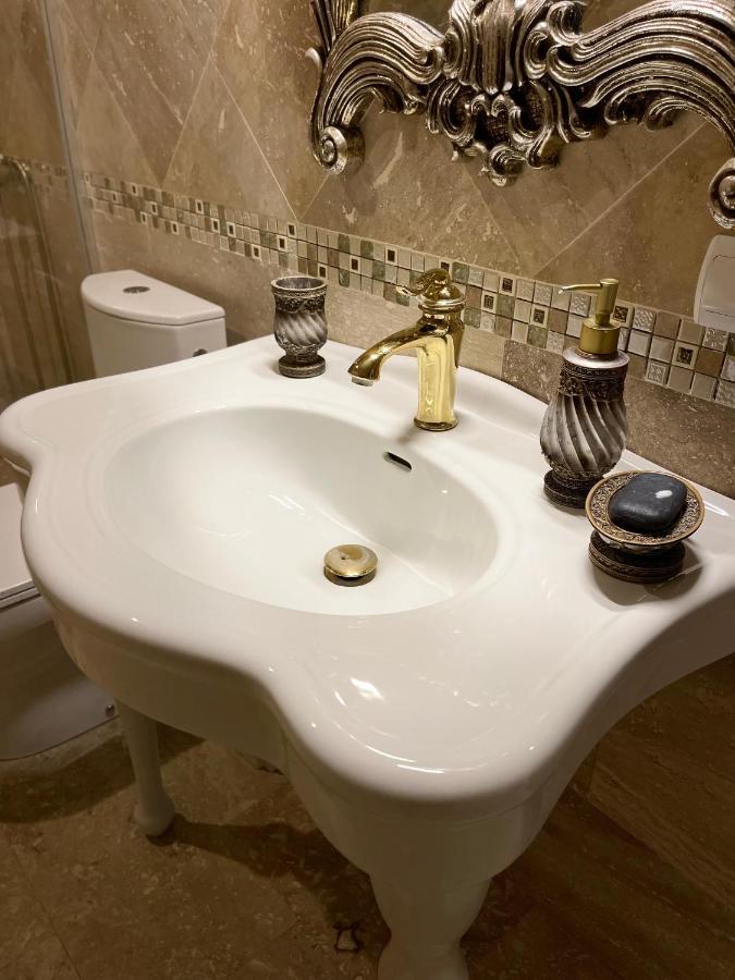 Ami Residence Bucharest Airport,Therme&Free Parking אוטופן מראה חיצוני תמונה
