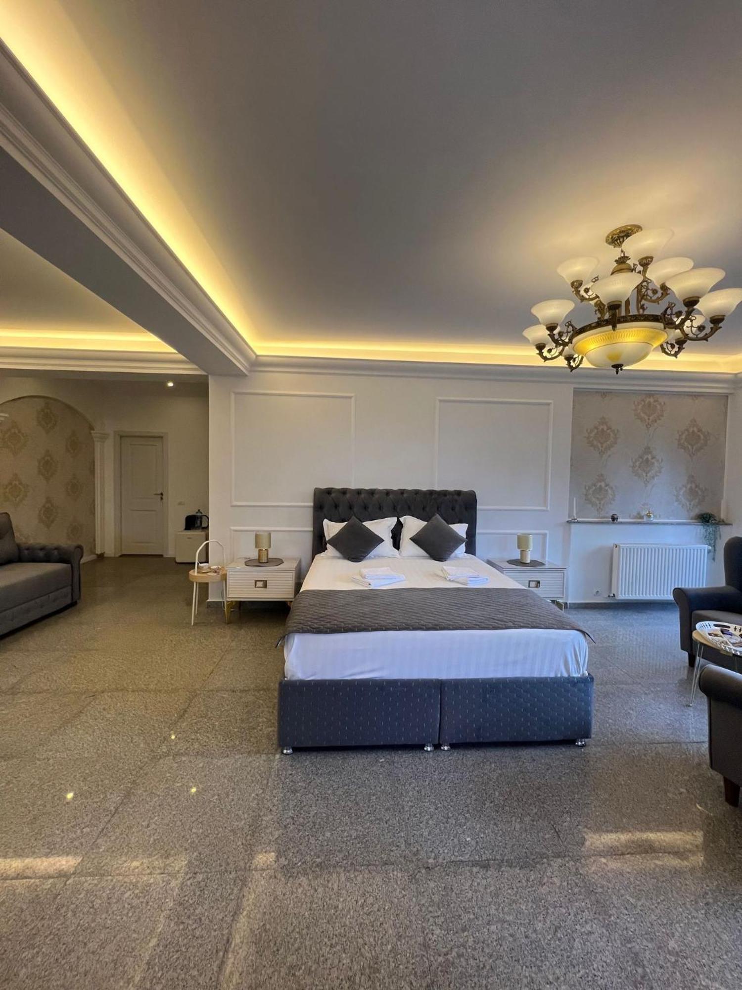 Ami Residence Bucharest Airport,Therme&Free Parking אוטופן מראה חיצוני תמונה
